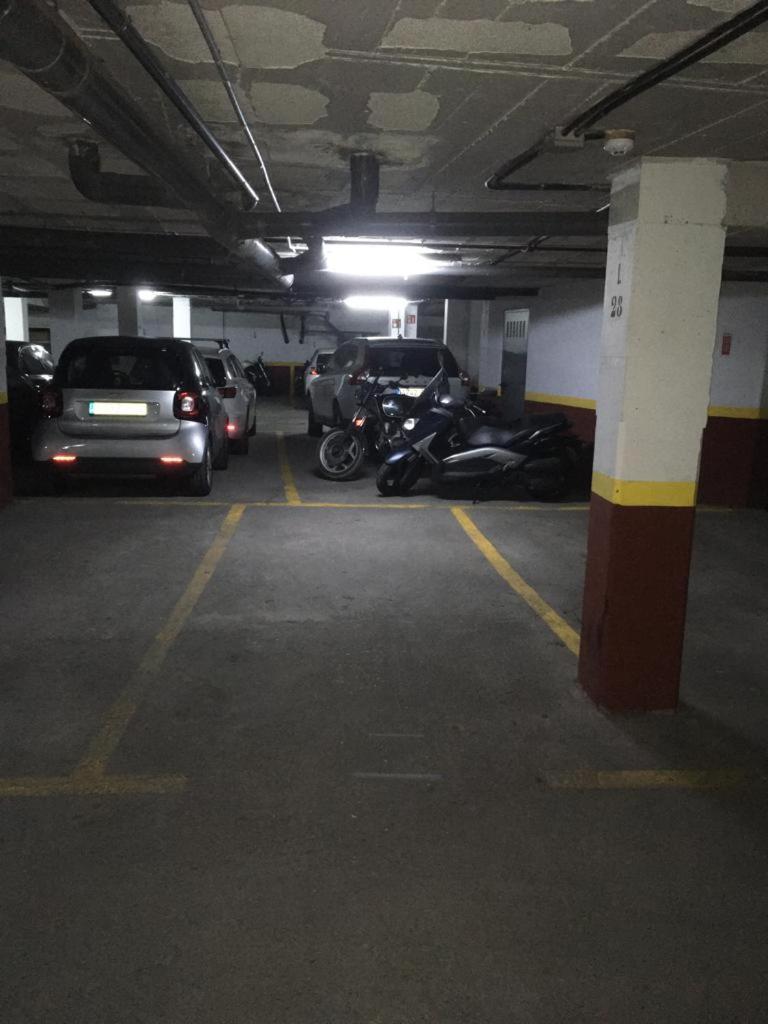 Conde Center Premium Suites, Free Parking Seville Ngoại thất bức ảnh