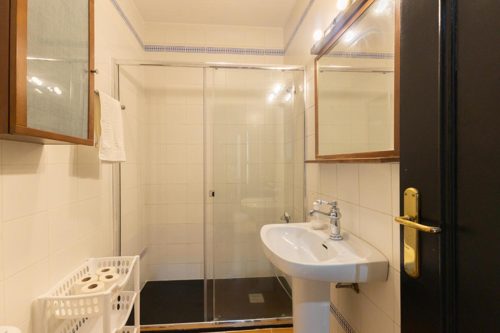 Conde Center Premium Suites, Free Parking Seville Ngoại thất bức ảnh